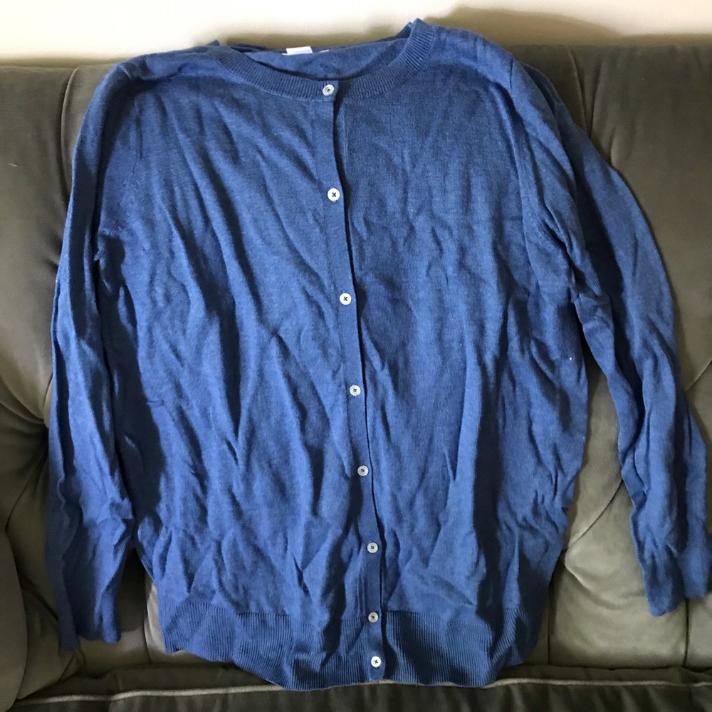 NWT Old Navy maternity blue button up cardigan